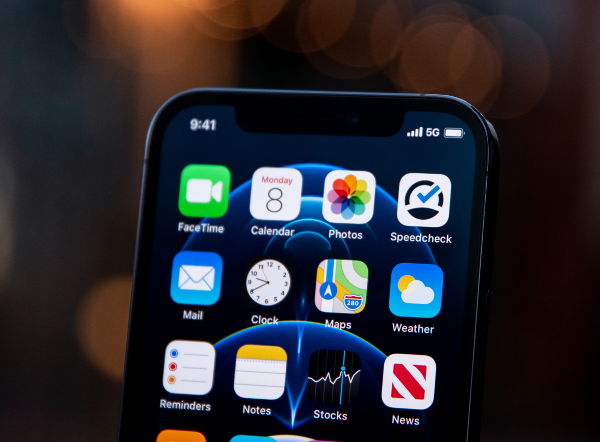 弓长岭苹果手机维修分享为什么 iPhone 12 在冬季会自动关机 